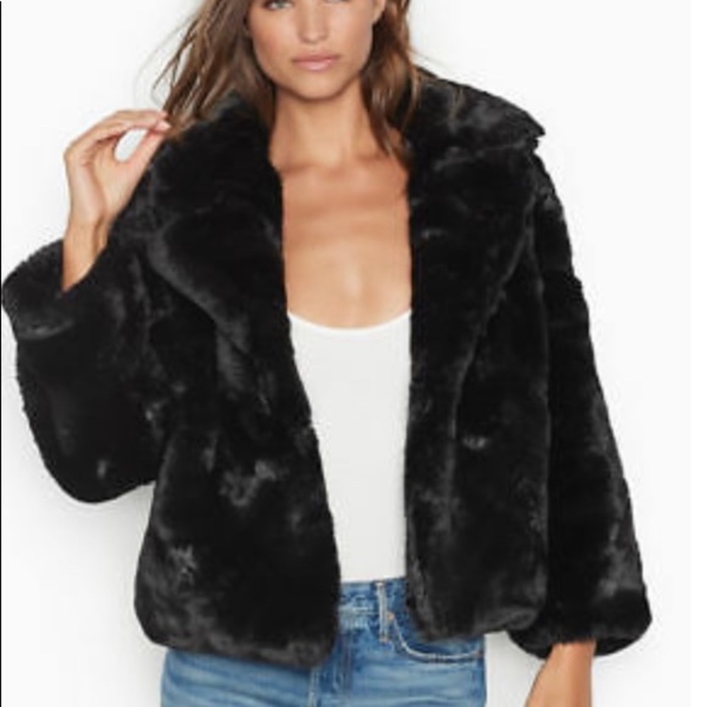 🆕 VS Faux Fur Coat